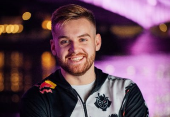 Tarzan ：沙皇被ban只剩永恩，问Xiaohu有没有自信，他说有就选了