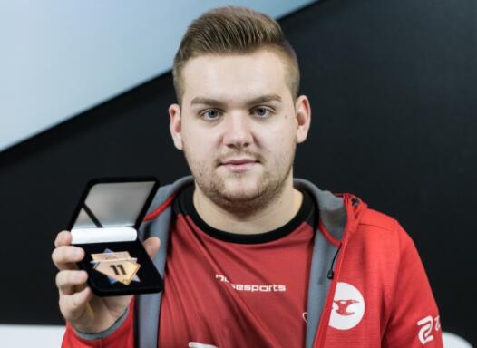 LPL选手返图：Xiaohao激动的泪水，是久违的胜利！