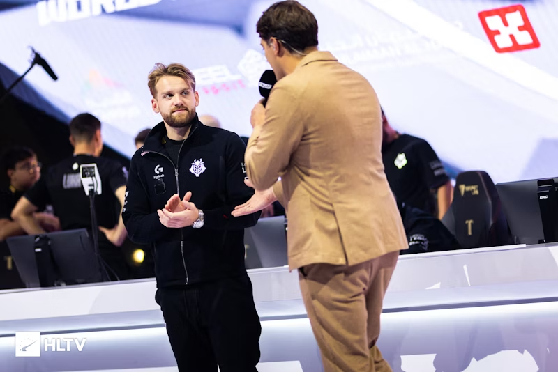 Royal Never Give Up 发布 2025 赛季阵容：增加了一名新的辅助选手 Niket